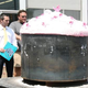 Illustration for article titled World's Largest Cupcake Revealed At Woodward Dream Cruise